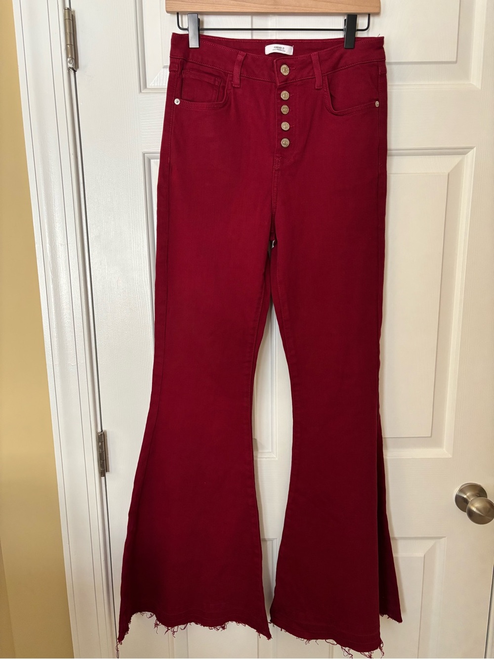 Forever 21 Burgundy Button-Front Flare Pants Size 28